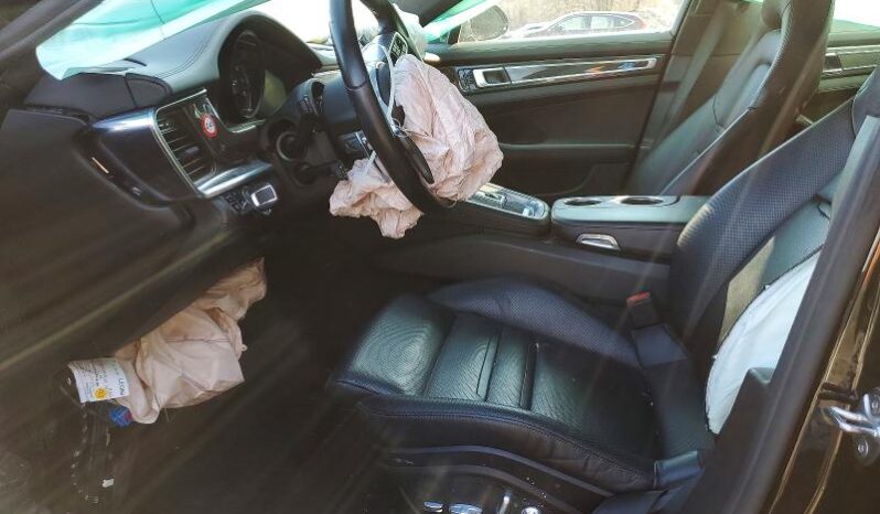 
								2018 Porsche Panamera full									