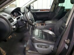 
										2012 Volkswagen Touareg full									
