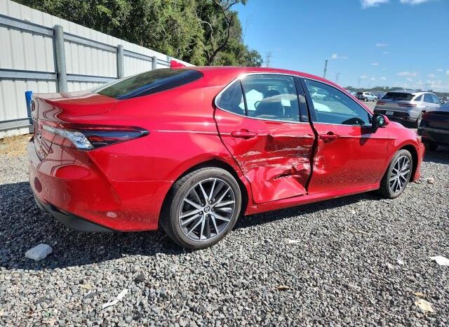 
								2023 Toyota Camry xle full									