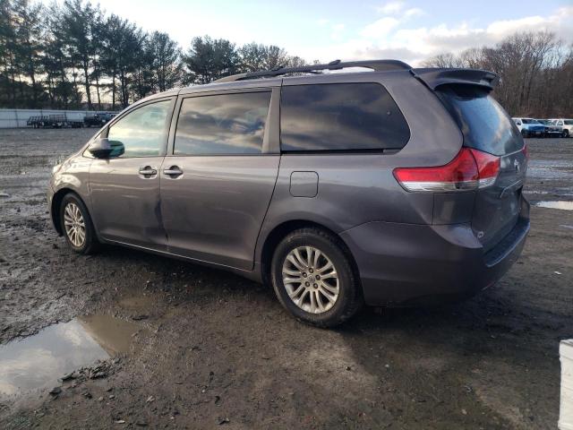 2012 Toyota Sienna xle