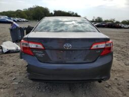 
										2012 Toyota Camry base full									