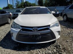 
										2015 Toyota Camry le full									