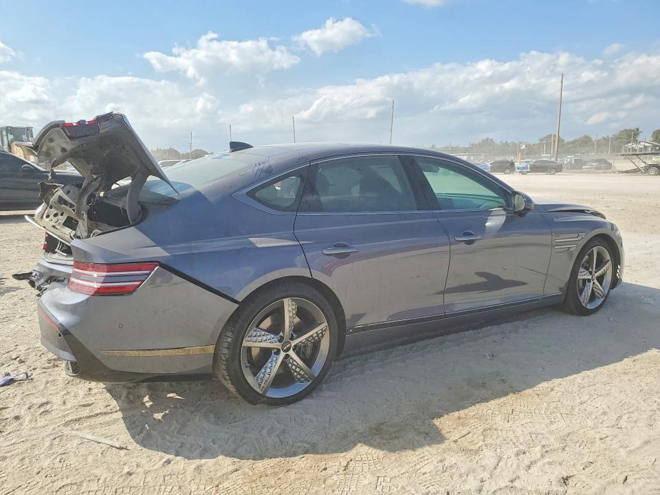 2026 Genesis G80