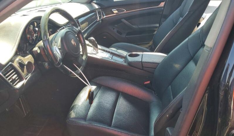 
								2011 Porsche Panamera full									