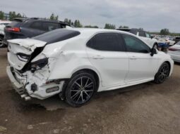 
										2022 Toyota Camry full									