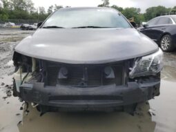 
										2014 Toyota Camry full									