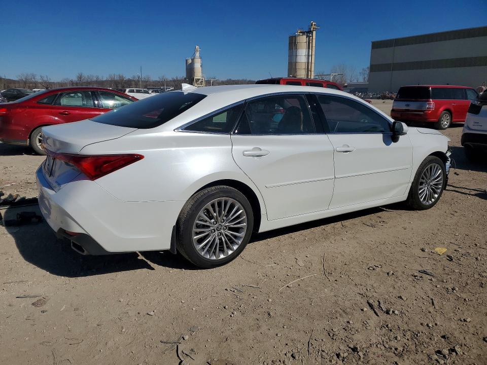 2022 Toyota Avalon