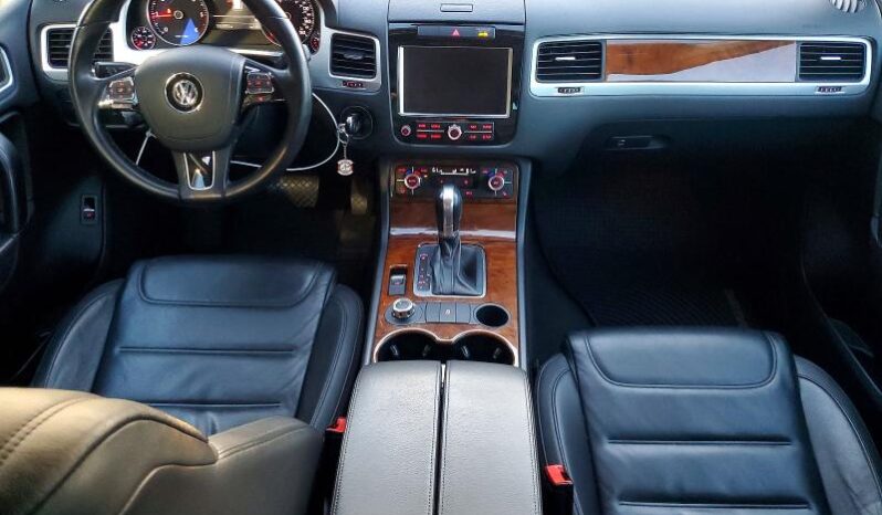 
								2013 Volkswagen Touareg full									