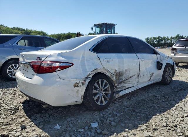
								2015 Toyota Camry le full									