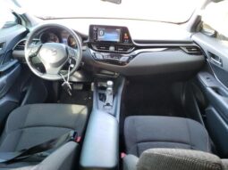 
										2018 Toyota C-hr full									