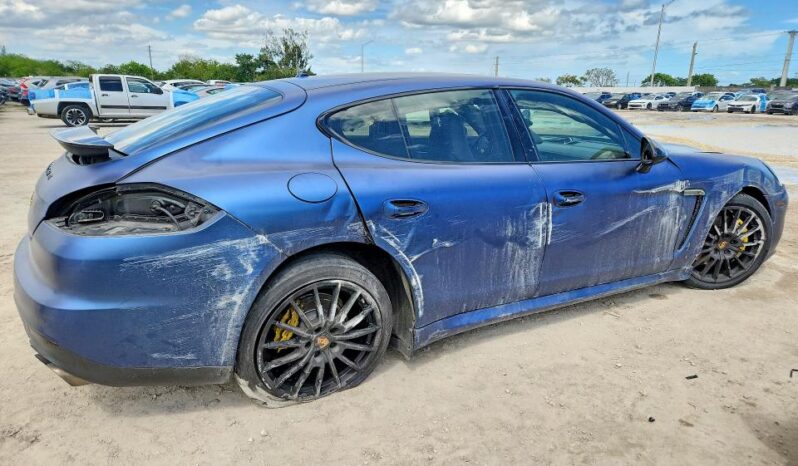 
								2016 Porsche Panamera full									