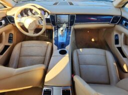 
										2012 Porsche Panamera full									