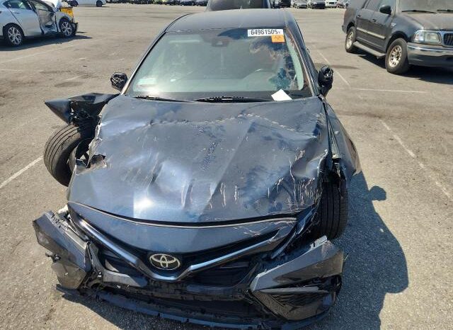 
								2021 Toyota Camry full									