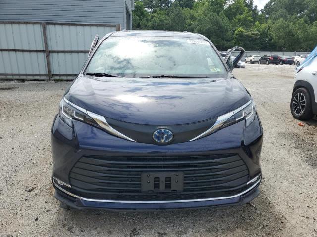 2023 Toyota Sienna