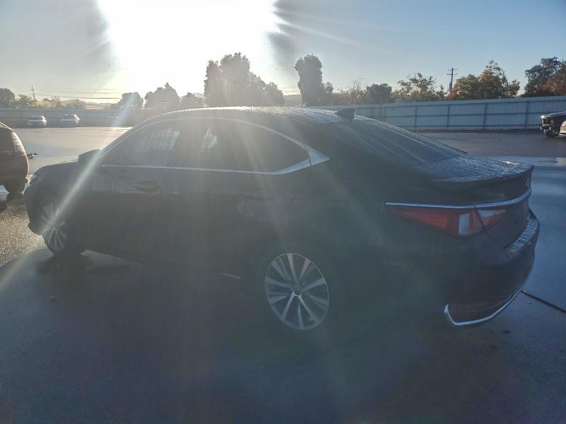2020 Lexus Es 300h