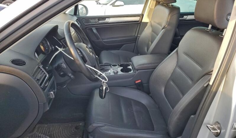 
								2016 Volkswagen Touareg full									