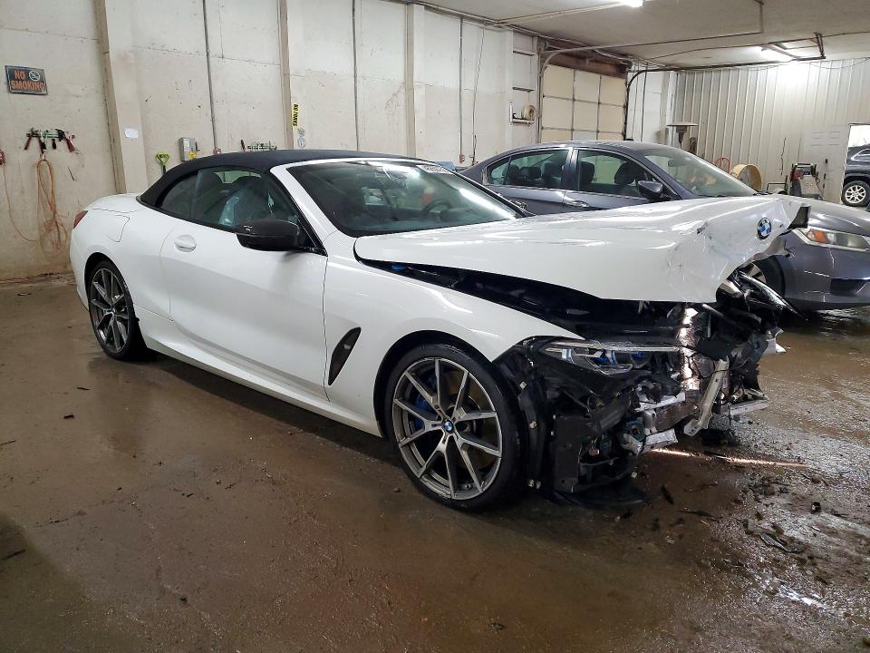 2019 BMW M8