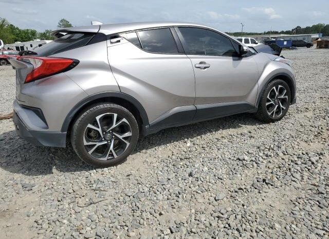 
								2019 Toyota C-hr full									