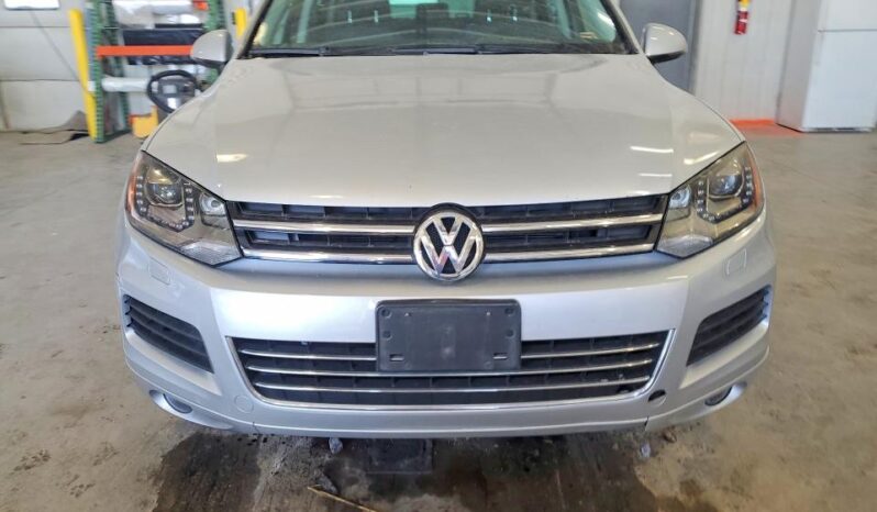 
								2013 Volkswagen Touareg full									