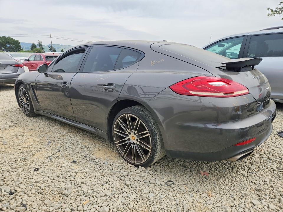 2015 Porsche Panamera