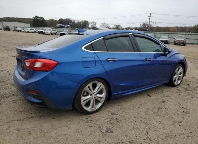 
								2018 Chevrolet Cruze full									