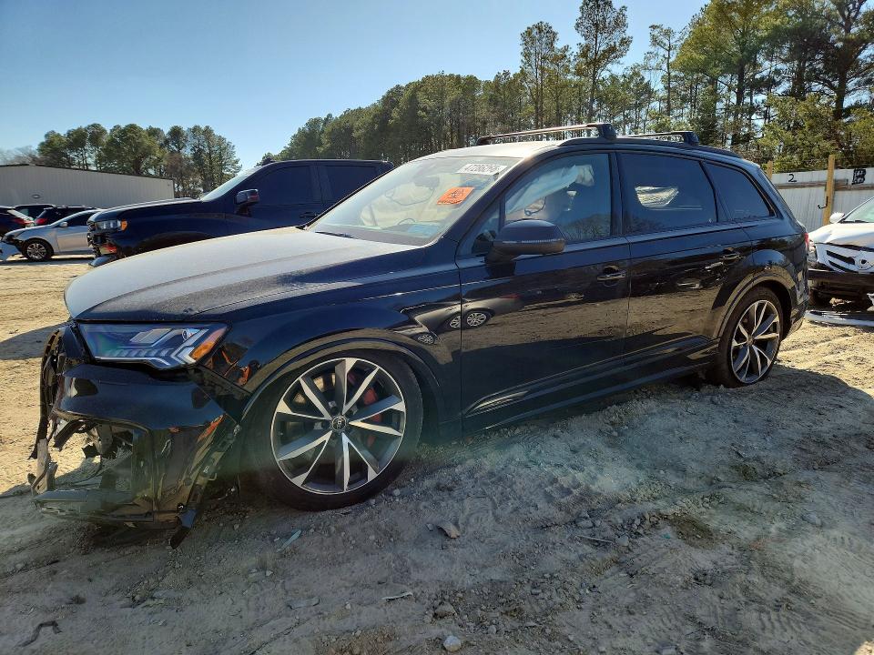 2023 Audi Sq7