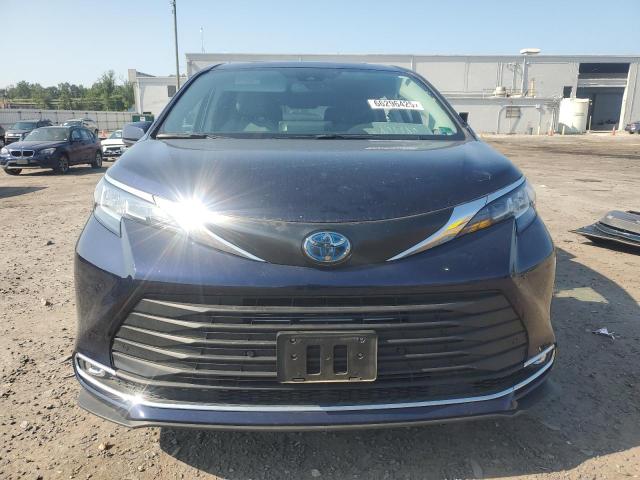 2023 Toyota Sienna