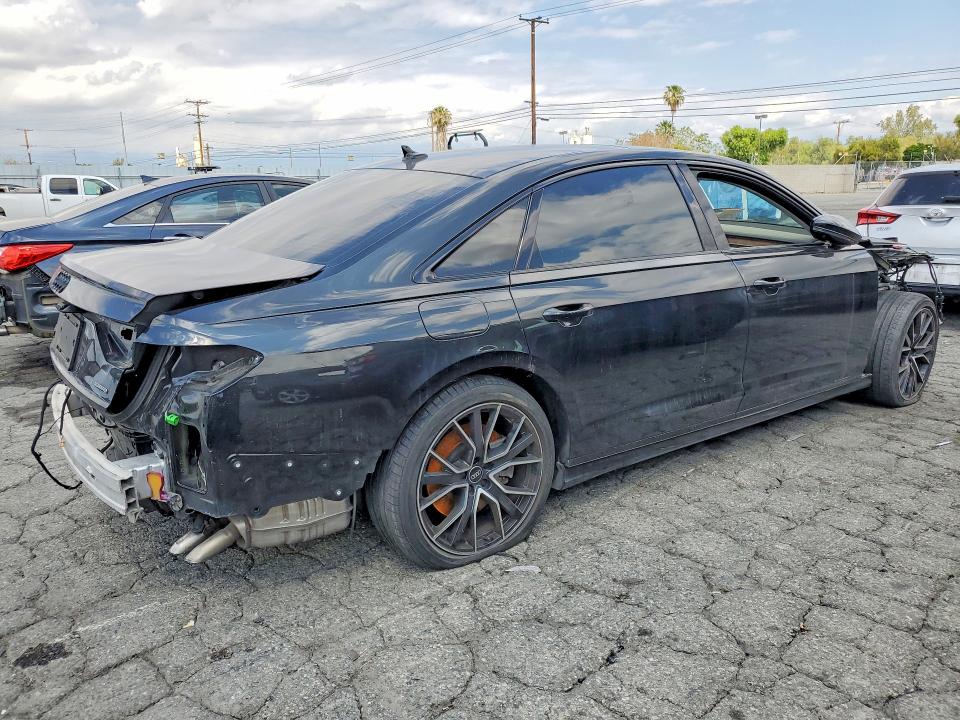 2021 Audi A8