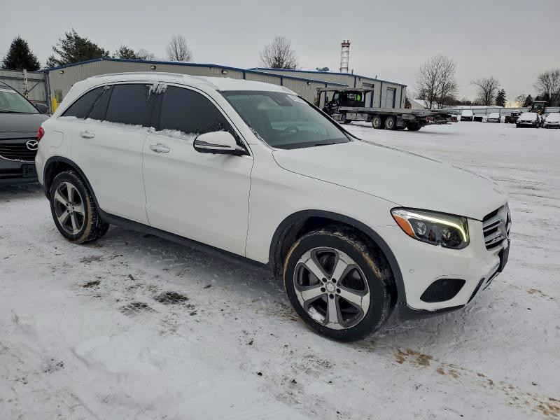 2016 Mercedes-benz Glc