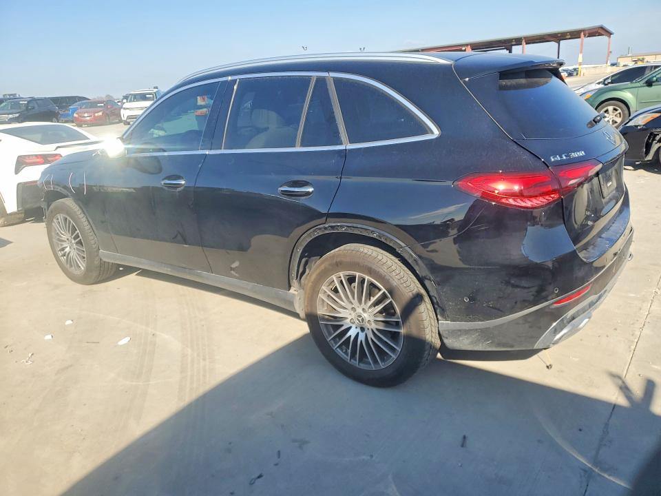 2024 Mercedes-benz Glc