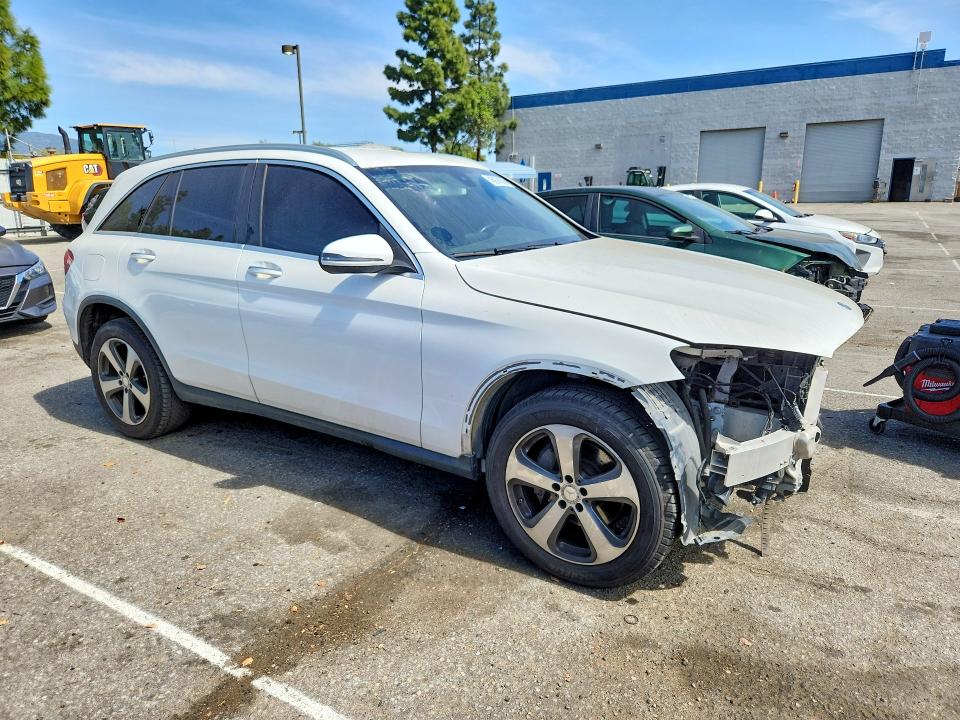 2016 Mercedes-benz Glc