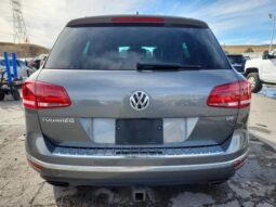 
										2017 Volkswagen Touareg full									
