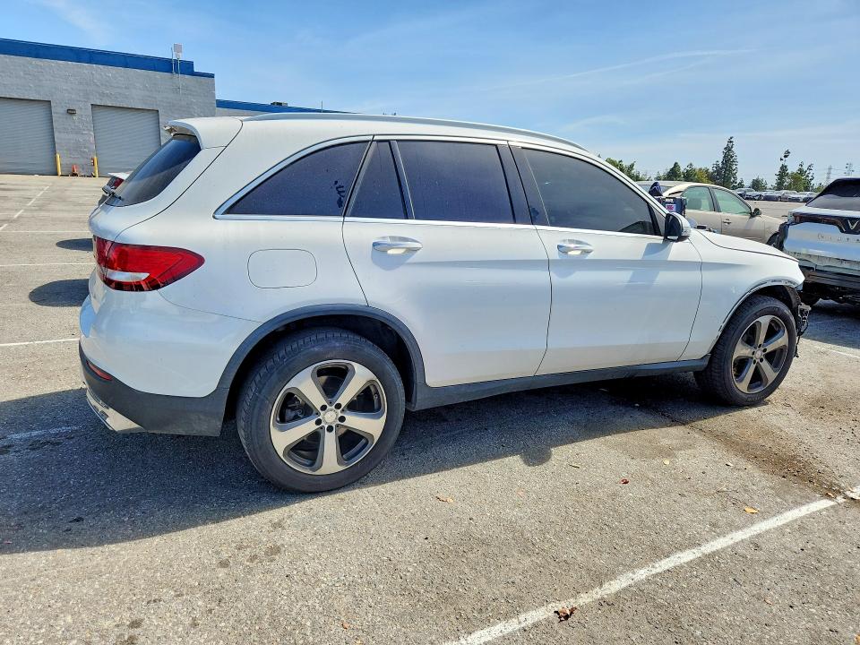 2016 Mercedes-benz Glc