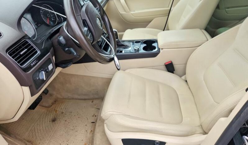 
								2013 Volkswagen Touareg full									