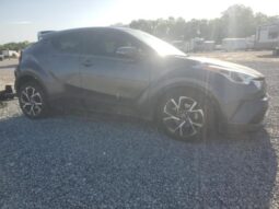 
										2019 Toyota C-hr full									