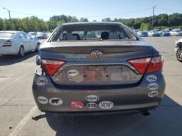 
										2016 Toyota Camry le full									