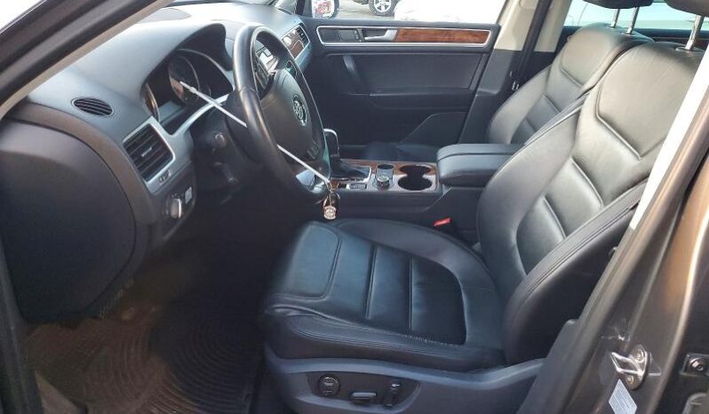 
								2013 Volkswagen Touareg full									