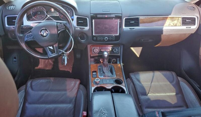 
								2013 Volkswagen Touareg full									