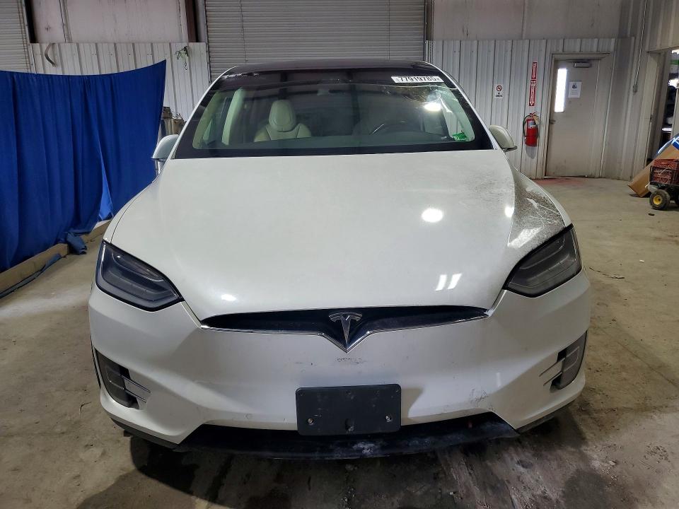 2017 Tesla Model x