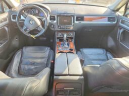 
										2013 Volkswagen Touareg full									