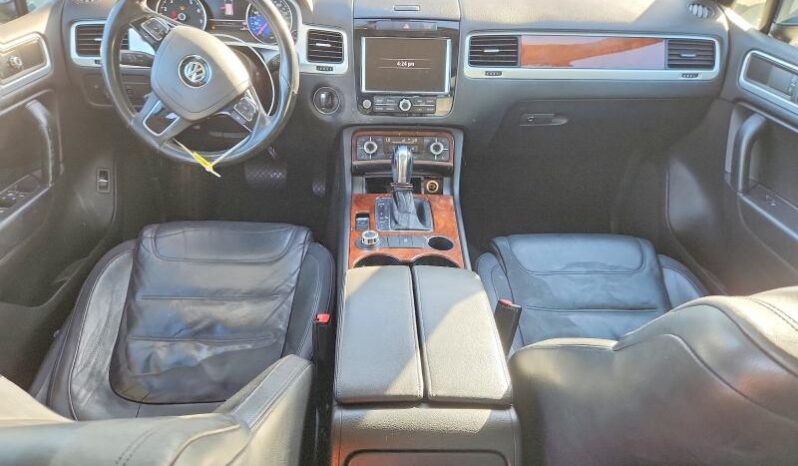 
								2013 Volkswagen Touareg full									