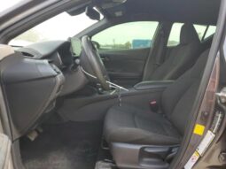 
										2019 Toyota C-hr full									
