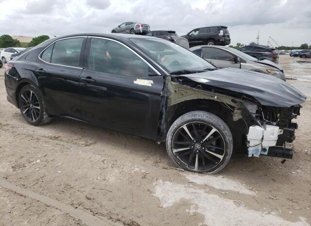 
								2018 Toyota Camry full									