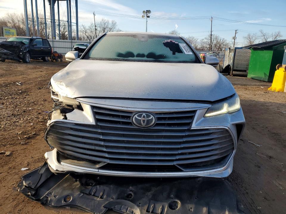 2019 Toyota Avalon