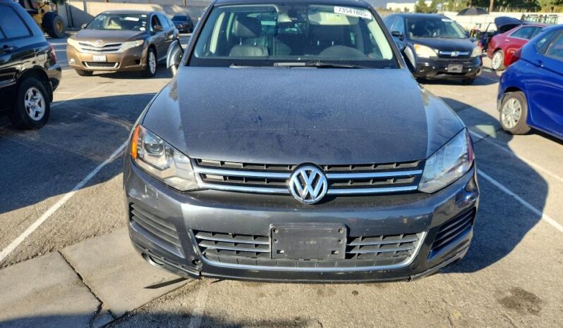 
								2013 Volkswagen Touareg full									