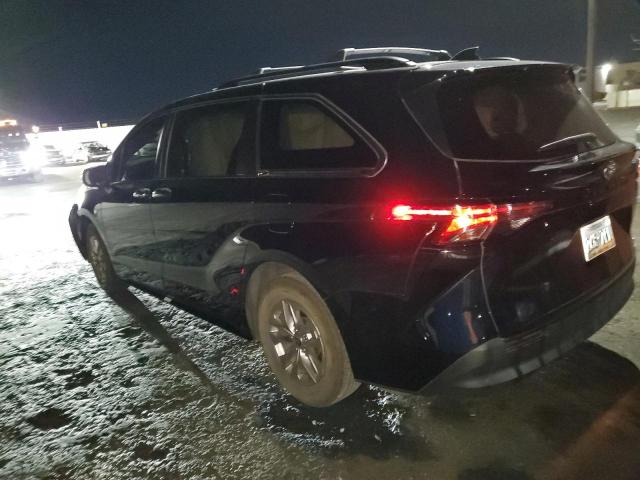 2022 Toyota Sienna xle
