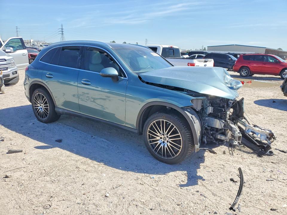 2025 Mercedes-benz Glc