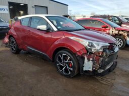 
										2018 Toyota C-hr full									