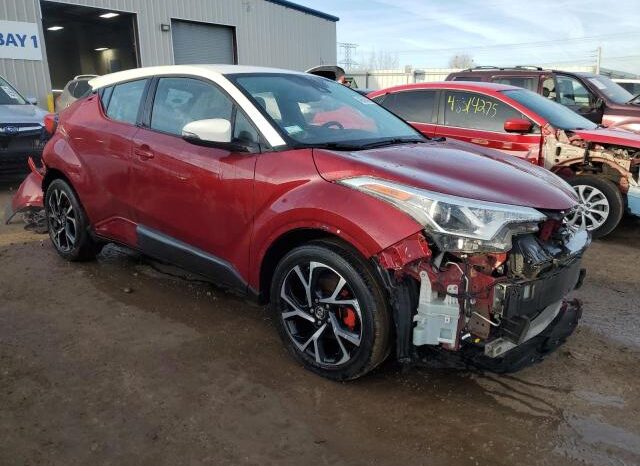 
								2018 Toyota C-hr full									