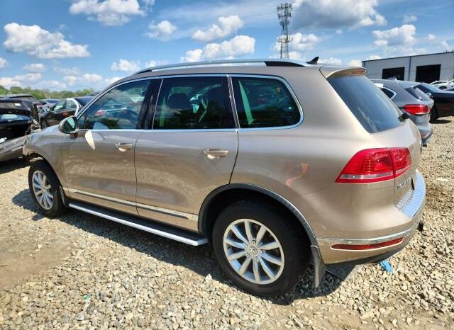 
								2016 Volkswagen Touareg full									